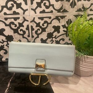 GUC Bobbie Leather Wallet